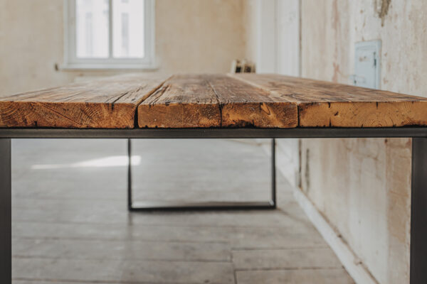 Tisch Maru mit Kufe – Bild 6