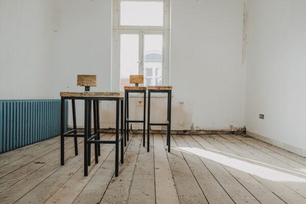 Hocker Raima